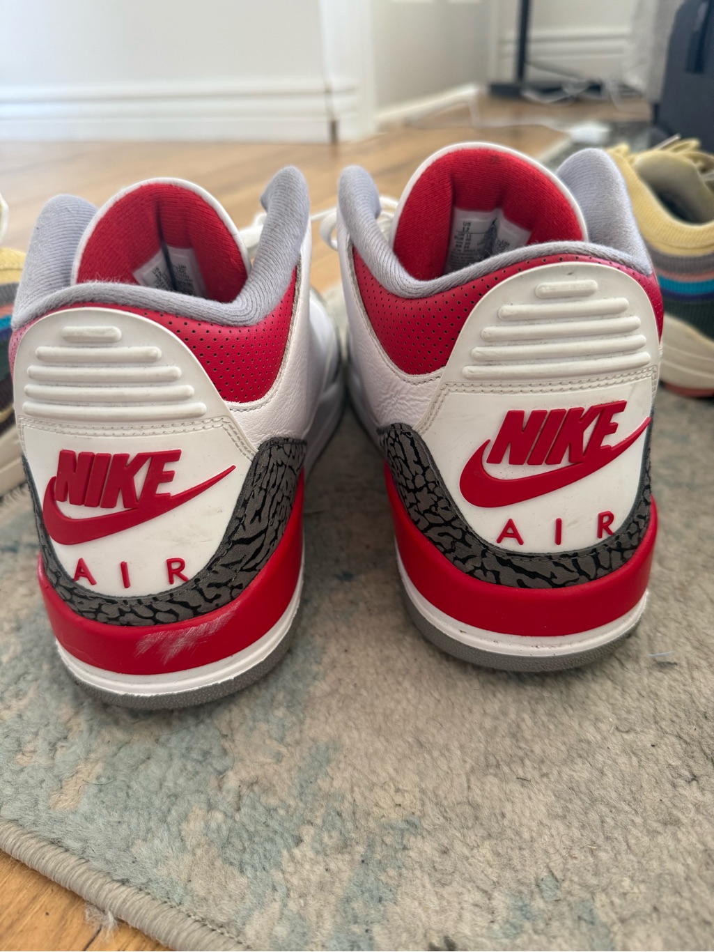 Nike Air Jordan 3 Retro Fire Red (2022) Men's White/Red/Cement Gray Sneakers